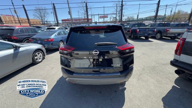 Used 2023 Nissan Rogue SV AWD/4WD image 3