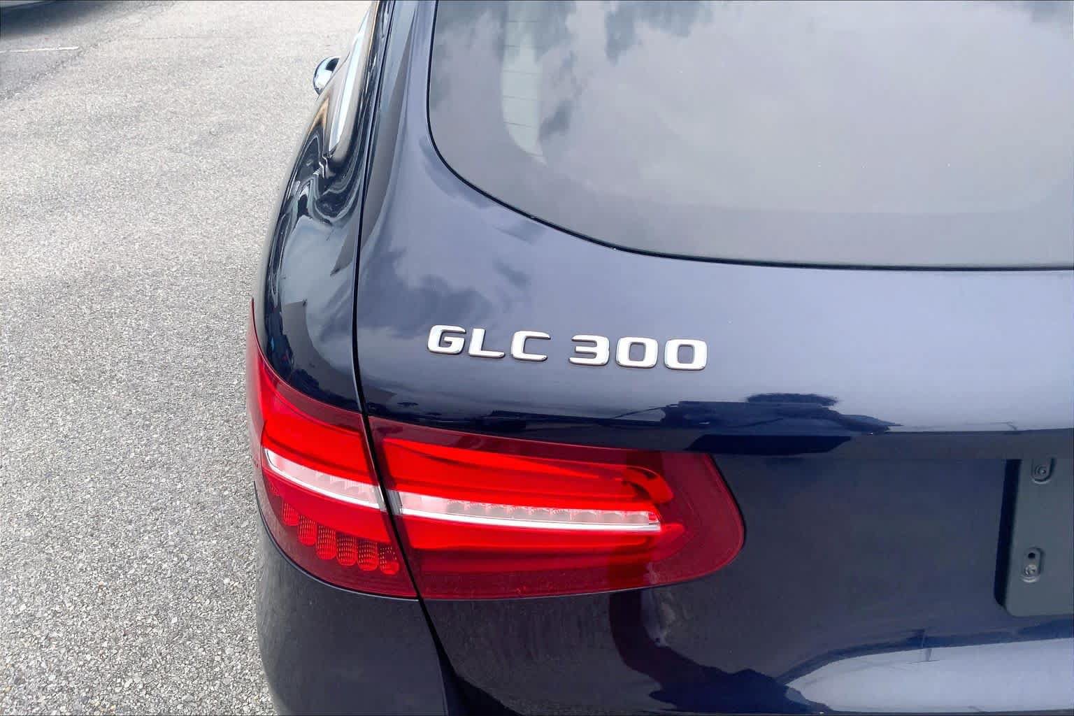 Used 2019 Mercedes-Benz GLC 300 4MATIC image 30