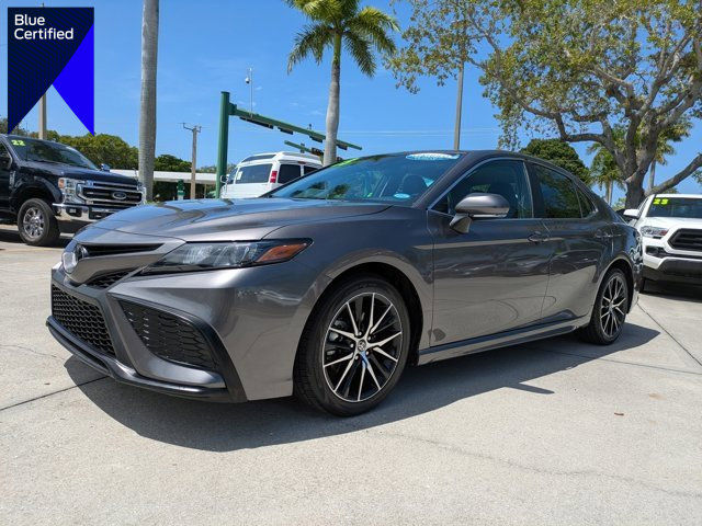 Used 2023 Toyota Camry SE