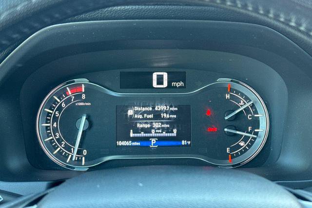 Used 2018 Honda Pilot Touring image 32