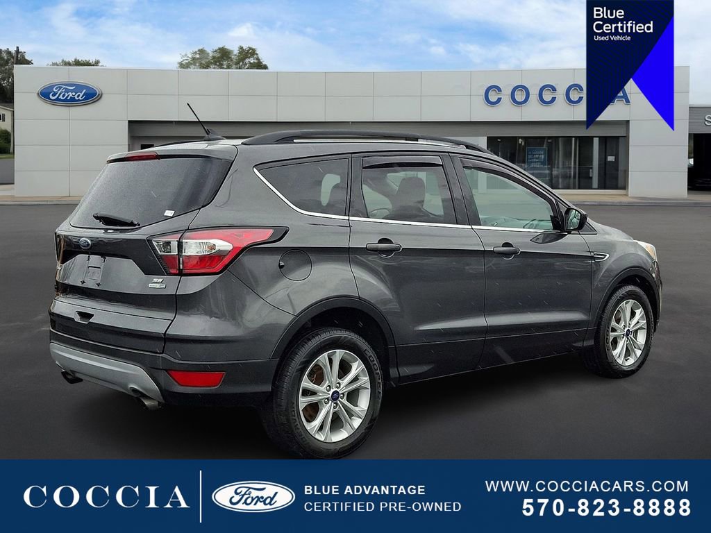 Certified 2018 Ford Escape SE w/ SE Sync 3 Package AWD/4WD image 4