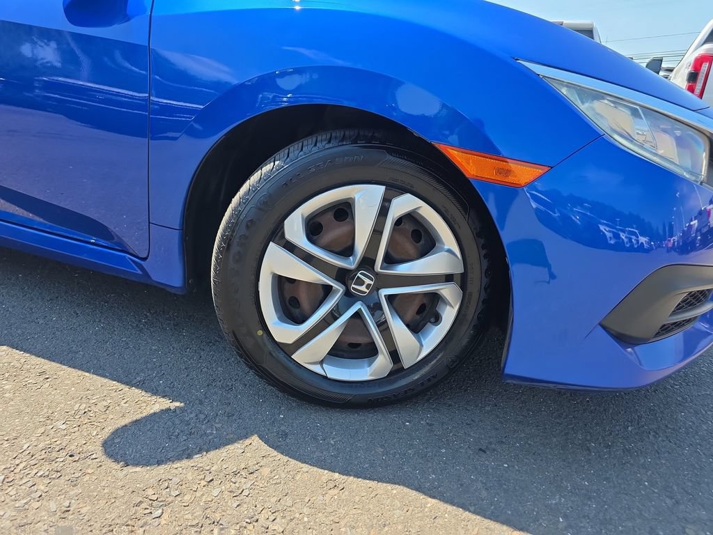 Used 2018 Honda Civic LX image 9