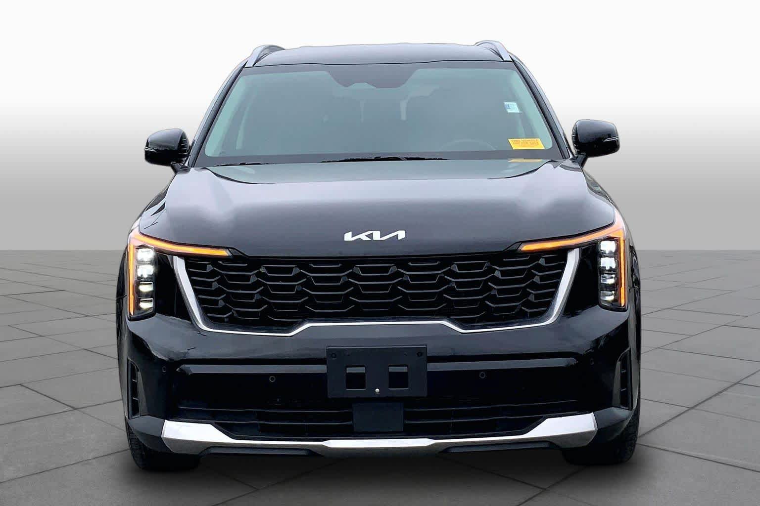 Used 2024 Kia Sorento S FWD image 4