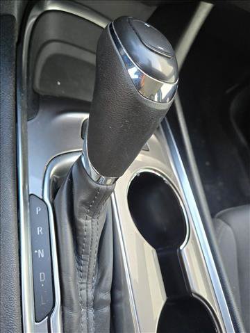 Used 2020 Chevrolet Malibu LT FWD image 12