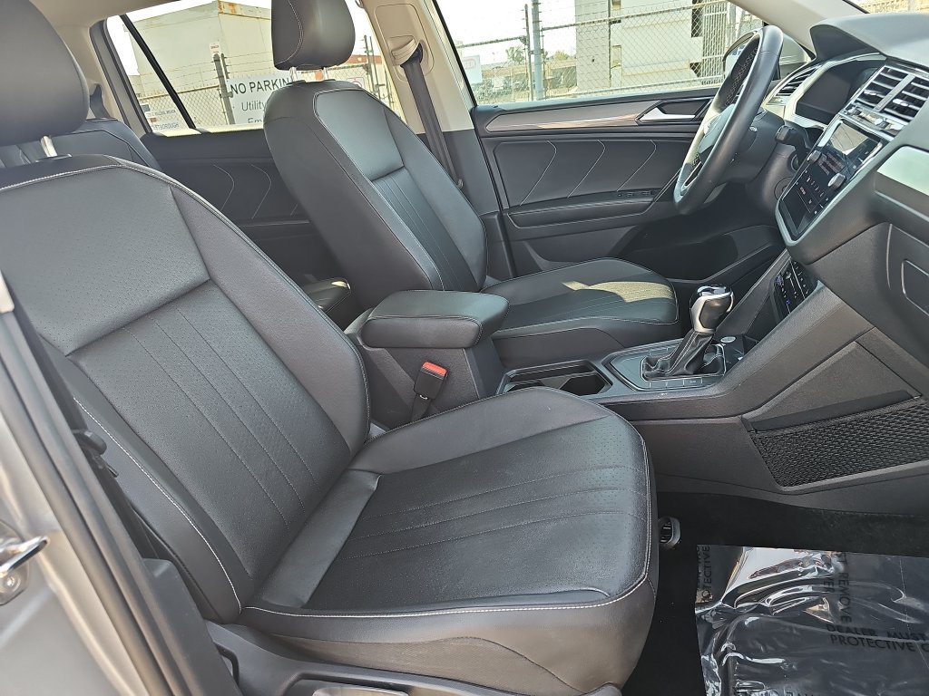 Used 2023 Volkswagen Tiguan SE FWD image 10