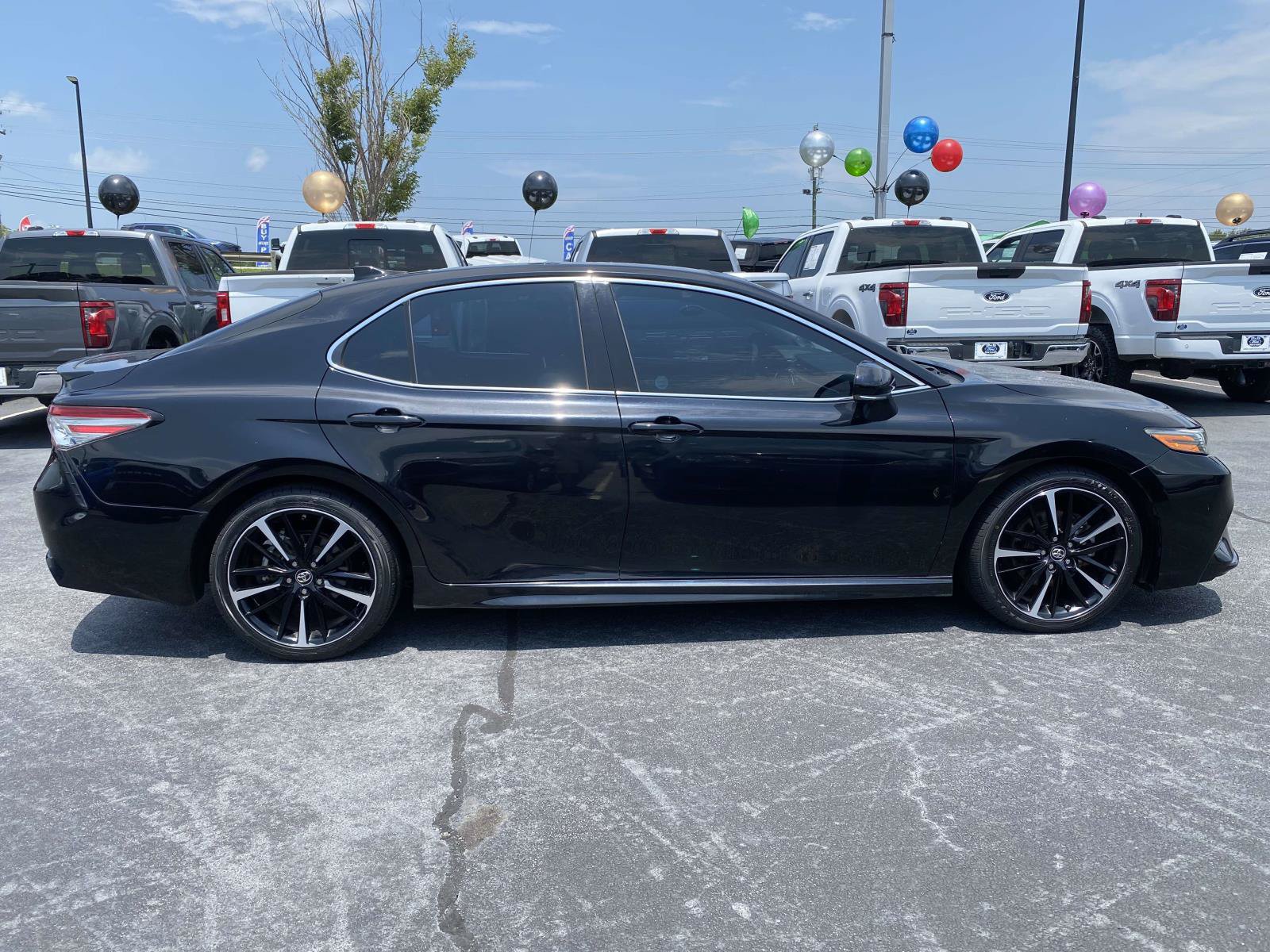 Used 2018 Toyota Camry XSE w/ Driver Assist Package FWD image 8