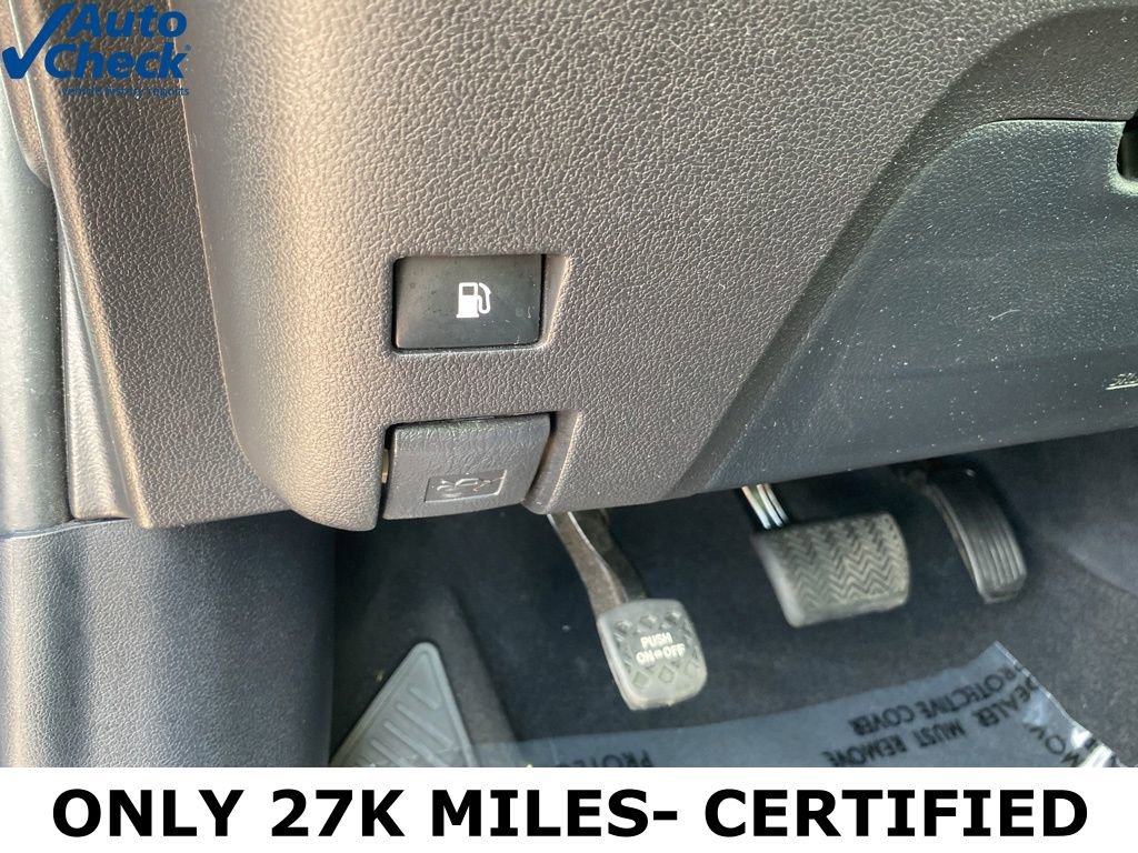 Used 2020 Toyota Prius XLE w/ Advanced Technology Package image 37