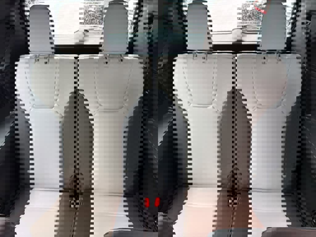 Used 2025 Lexus TX 500h AWD w/ Technology Package image 34