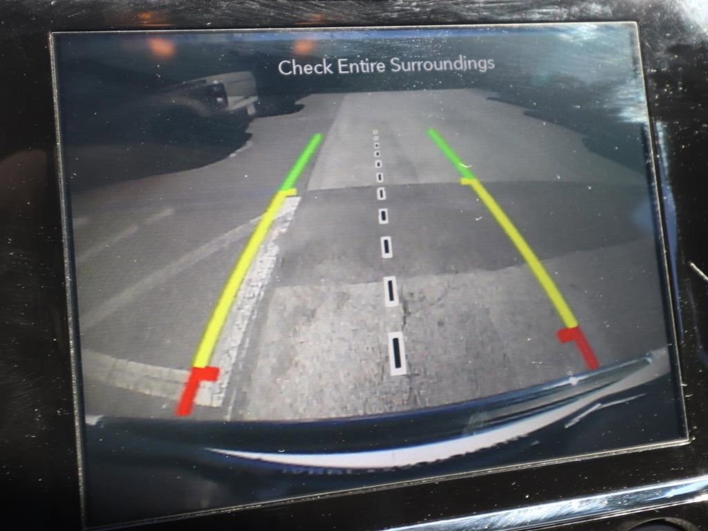 Used 2021 Jeep Grand Cherokee Limited image 11