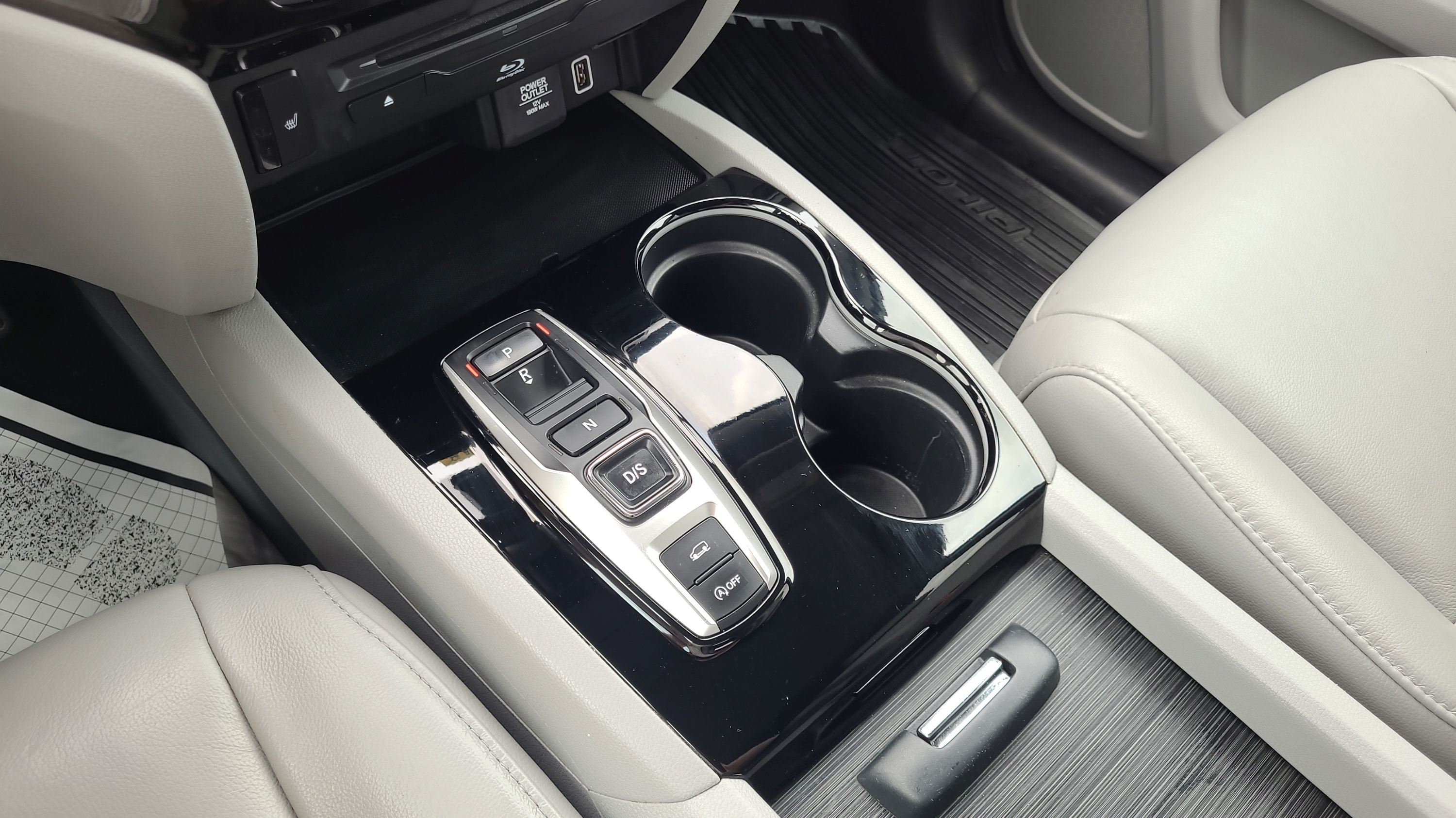 Used 2021 Honda Pilot Touring image 24