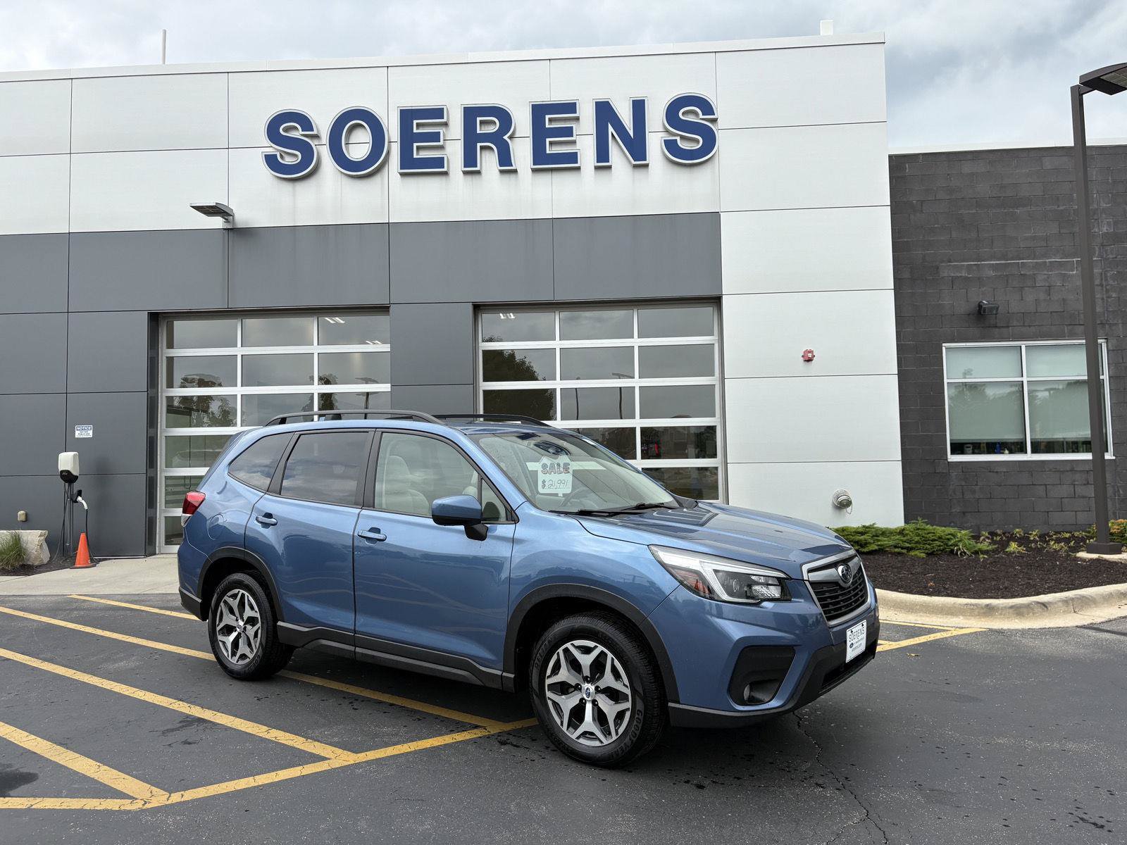 Used 2021 Subaru Forester Premium AWD/4WD image 1