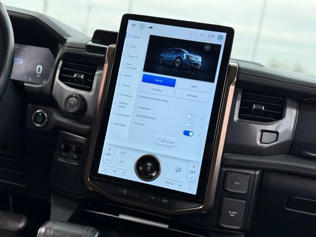 Certified 2022 Ford F150 Lightning Lariat w/ Equipment Group 511A High image 23