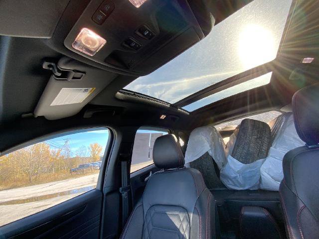 Certified 2024 Ford Escape ST-Line Elite w/ Premium Technology Package AWD/4WD image 23
