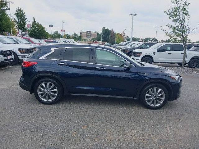 Used 2019 INFINITI QX50 Essential w/ Premium Heat Package AWD/4WD image 9