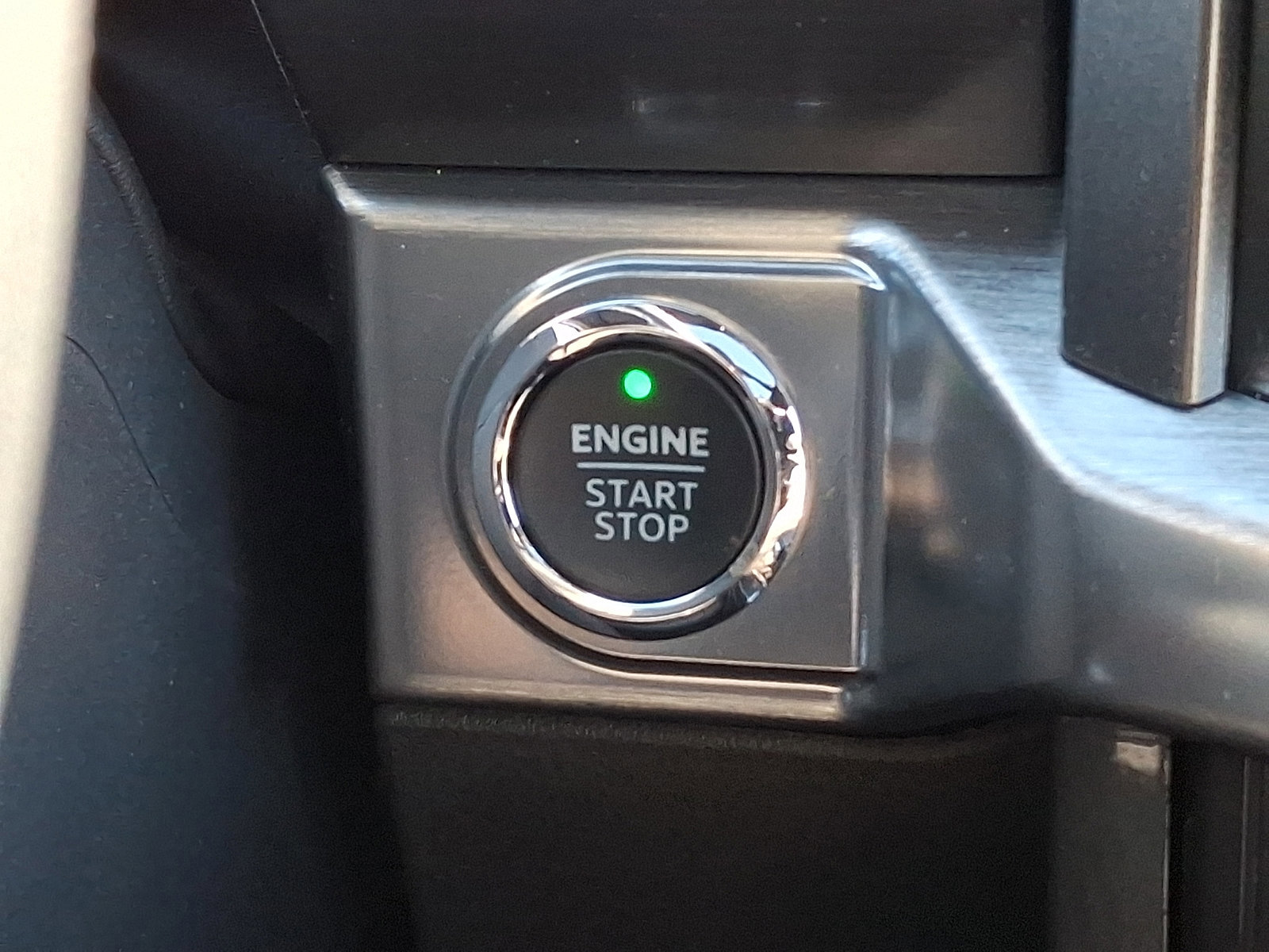 Certified 2023 Ford F150 Lariat w/ Equipment Group 502A High image 31