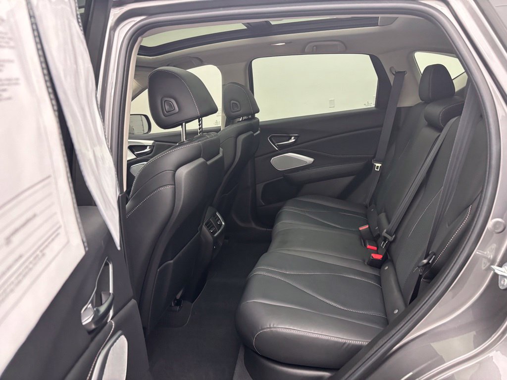 Used 2022 Acura RDX w/ Technology Package AWD/4WD image 38