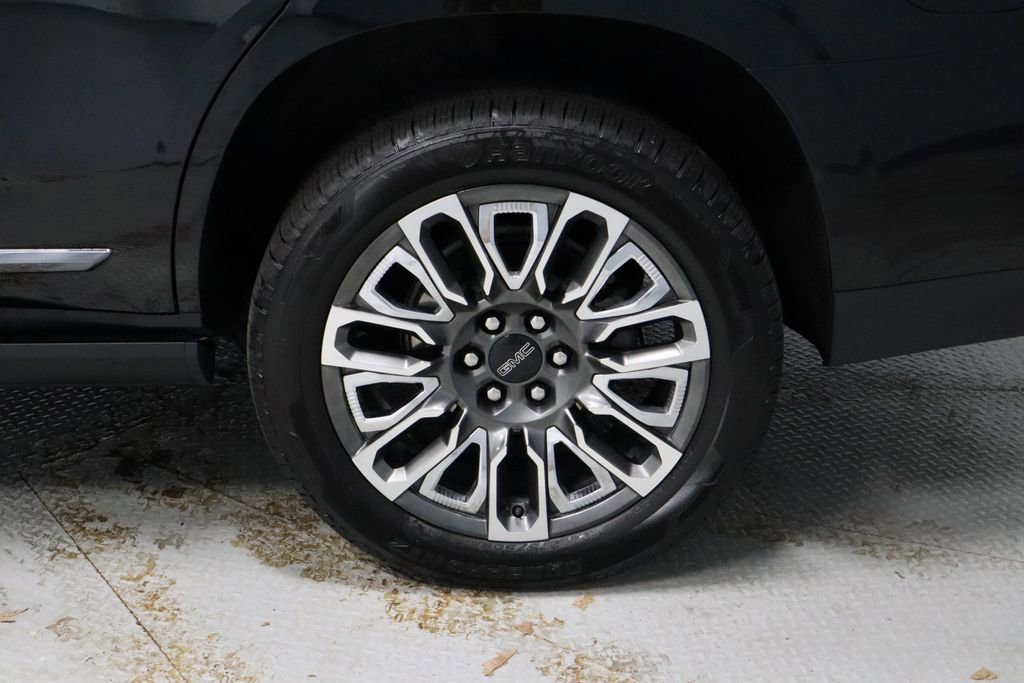 Used 2023 GMC Yukon Denali Ultimate AWD/4WD image 20