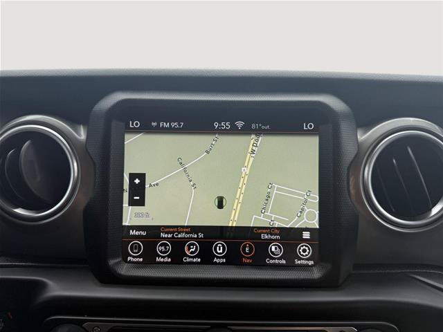 Used 2020 Jeep Wrangler Unlimited Sahara w/ Uconnect 4C Nav & Sound Group AWD/4WD image 15