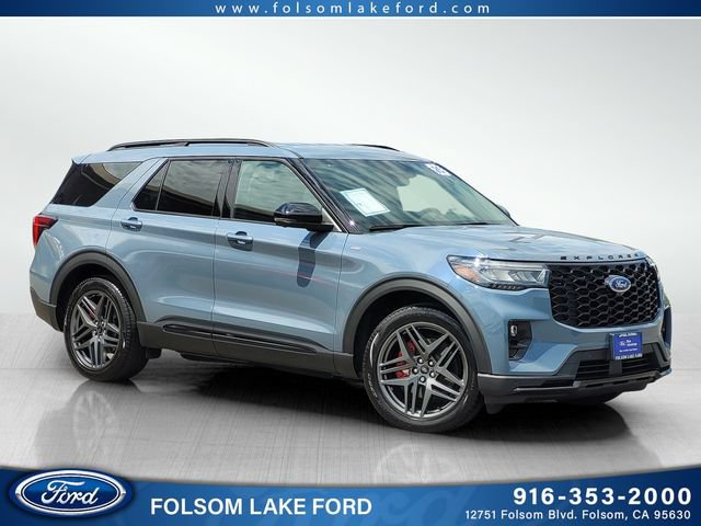 Certified 2025 Ford Explorer ST-Line w/ Premium Package RWD image 1
