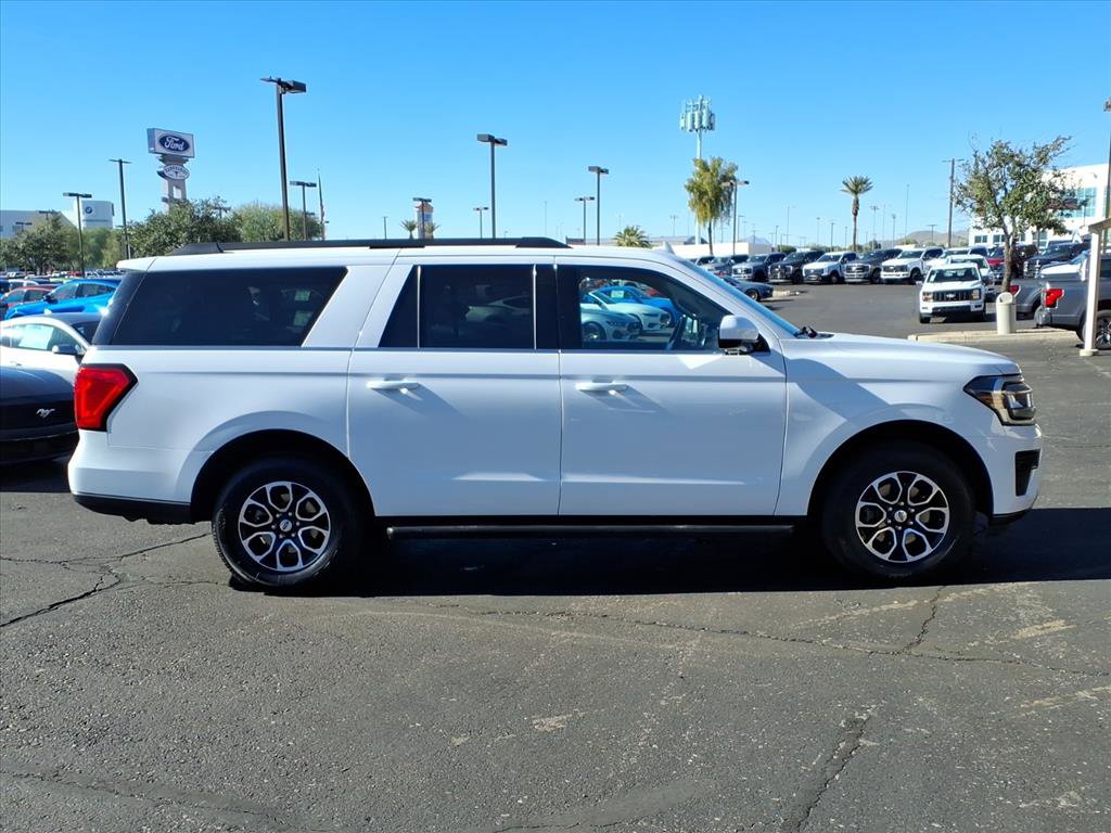 Certified 2024 Ford Expedition Max XLT image 7