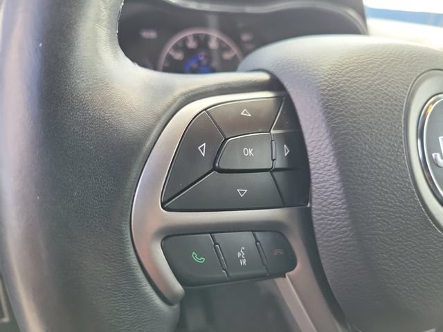 Used 2021 Jeep Grand Cherokee Laredo X AWD/4WD image 26