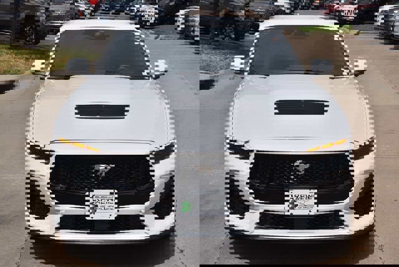 Certified 2025 Ford Mustang GT Premium image 3