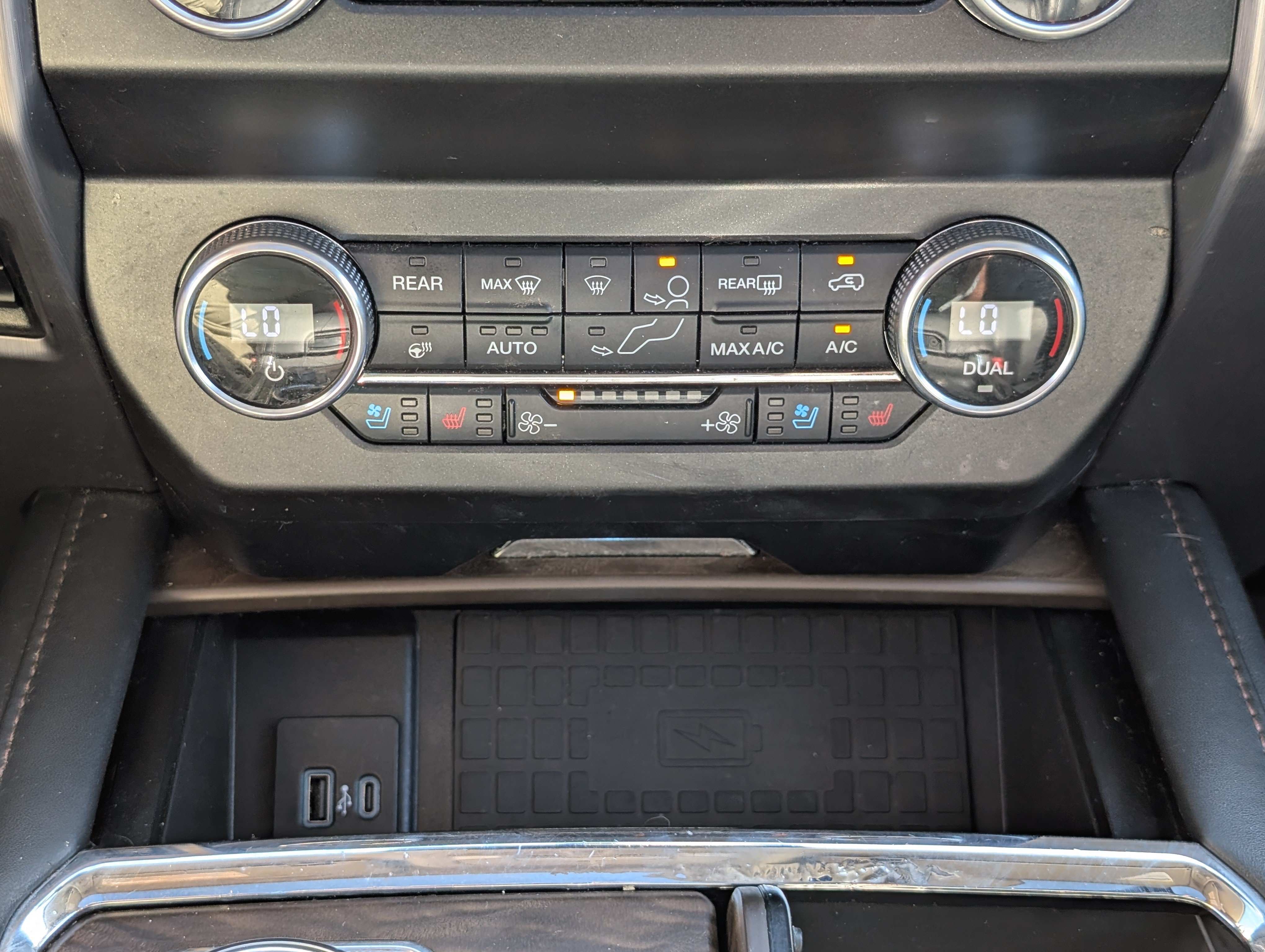 Certified 2020 Ford Expedition Max Platinum AWD/4WD image 34
