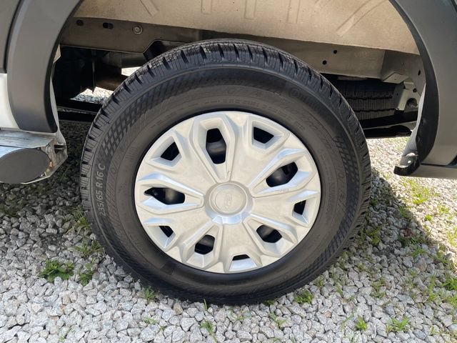 Certified 2025 Ford Transit 250 Low Roof w/ Exterior Upgrade Package RWD image 17