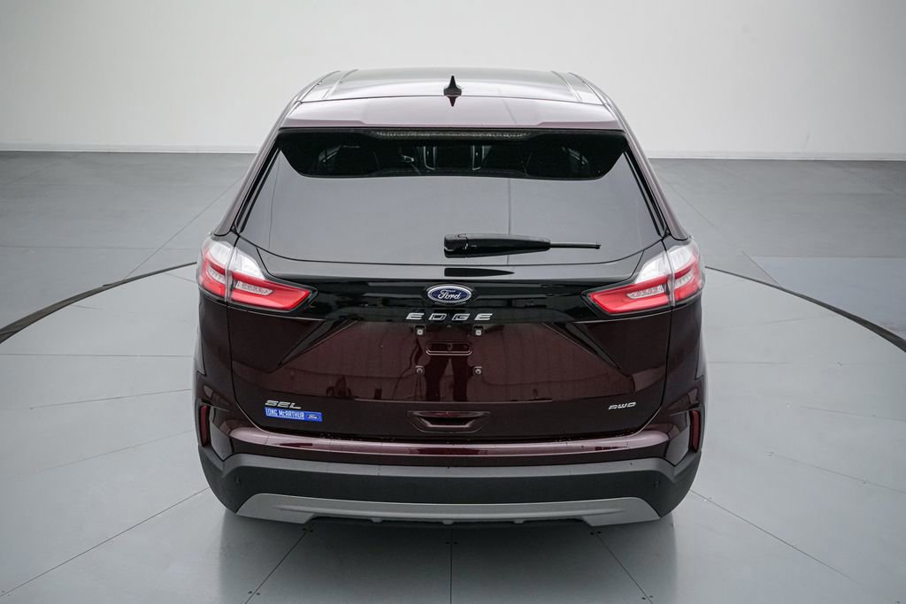 Certified 2022 Ford Edge SEL w/ Convenience Package image 4