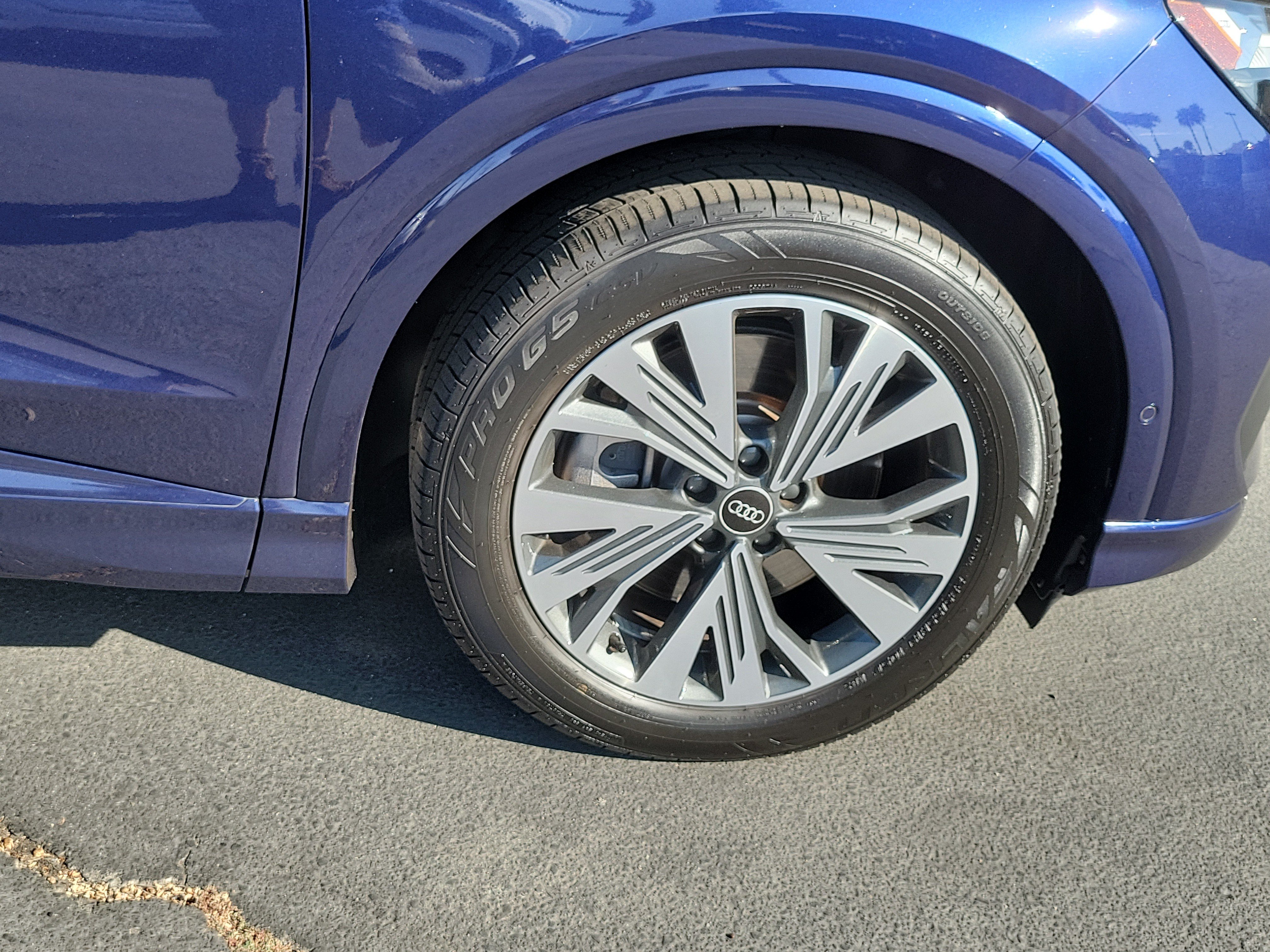 Used 2023 Audi Q4 e-tron Premium Plus RWD image 15