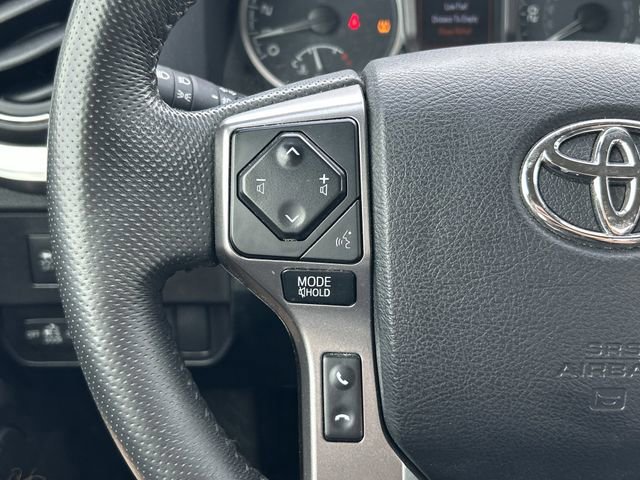 Used 2022 Toyota Tacoma SR5 RWD image 16