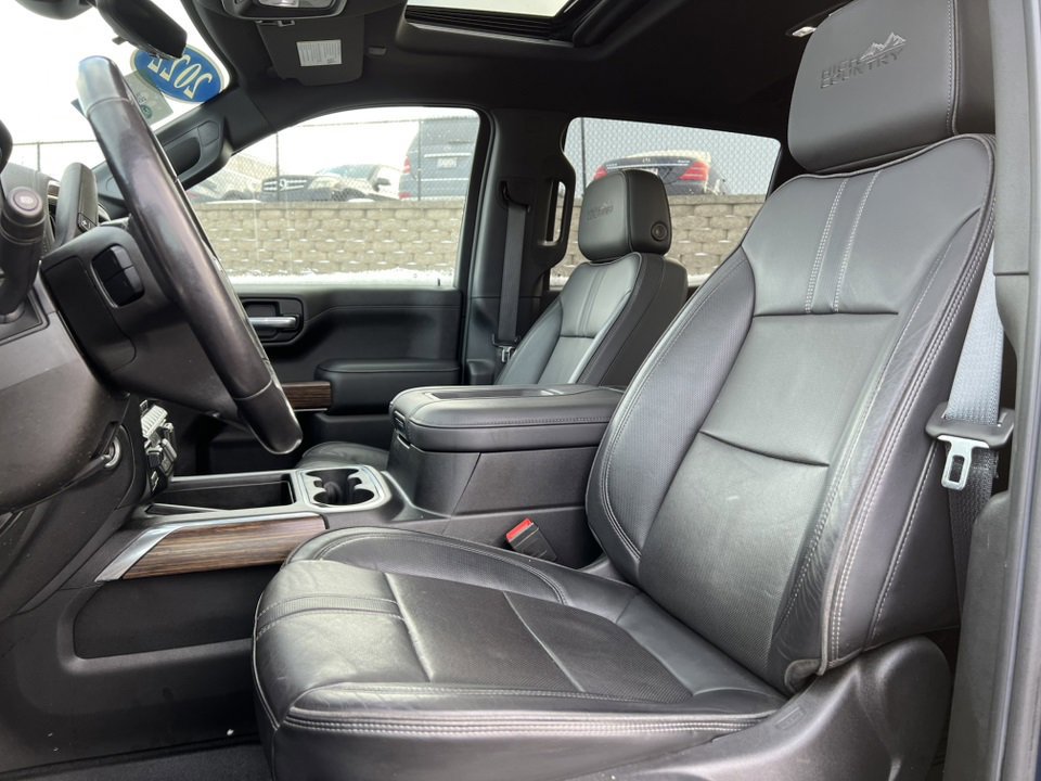 Used 2022 Chevrolet Silverado 1500 High Country w/ Technology Package image 11