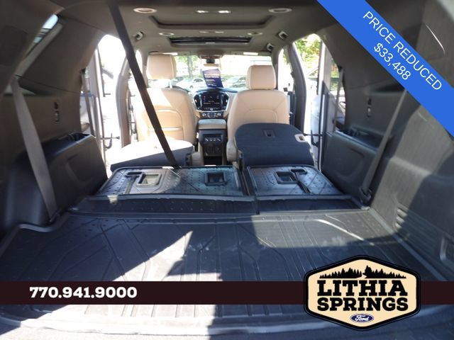 Used 2023 Chevrolet Traverse Premier w/ LPO, Floor Liner Package AWD/4WD image 30