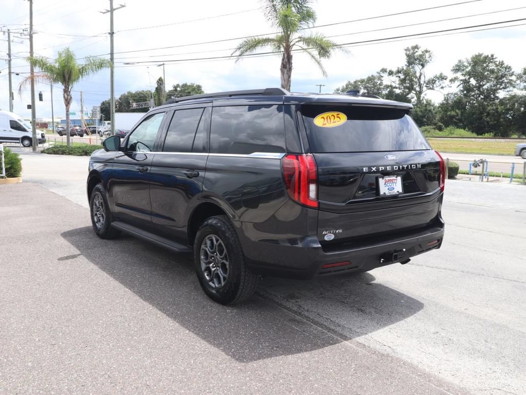 Certified 2025 Ford Expedition Active RWD image 12