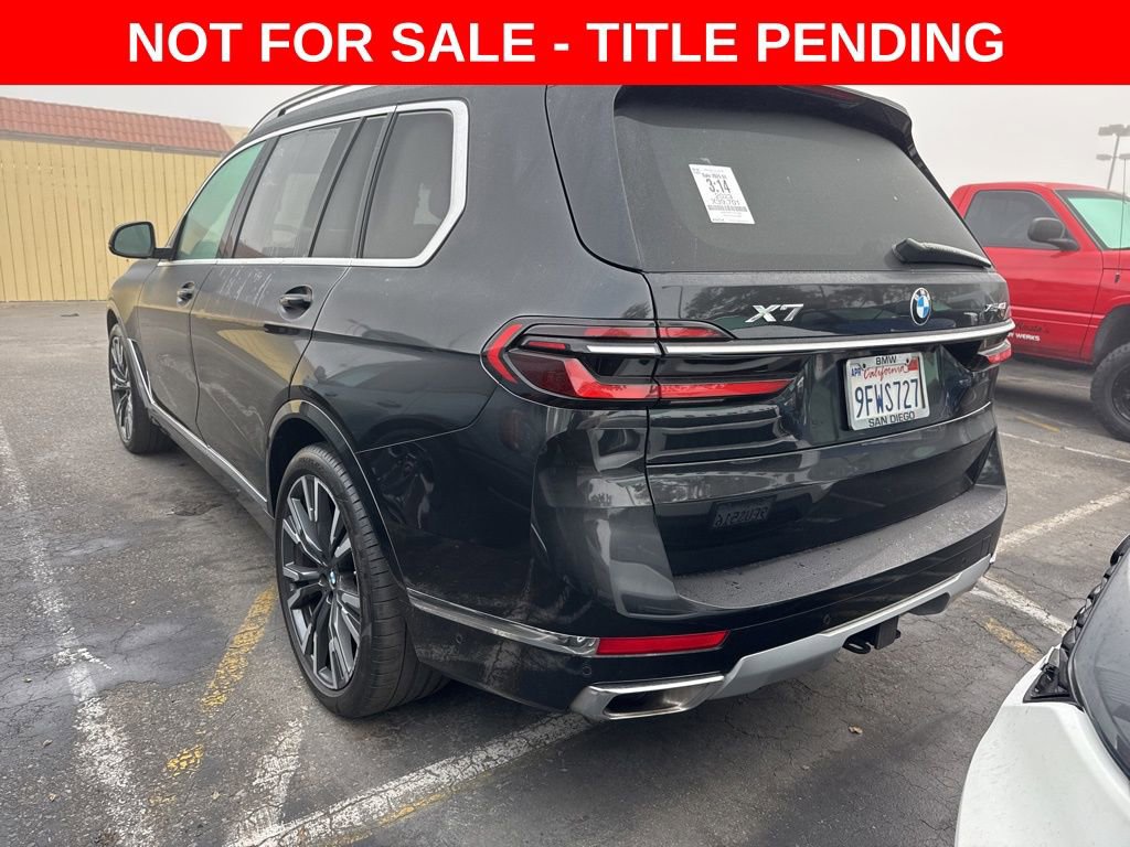 Used 2023 BMW X7 xDrive40i w/ Parking Assistance Package image 3