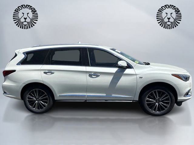 Used 2017 INFINITI QX60 Luxe w/ Deluxe Technology Package AWD/4WD image 4