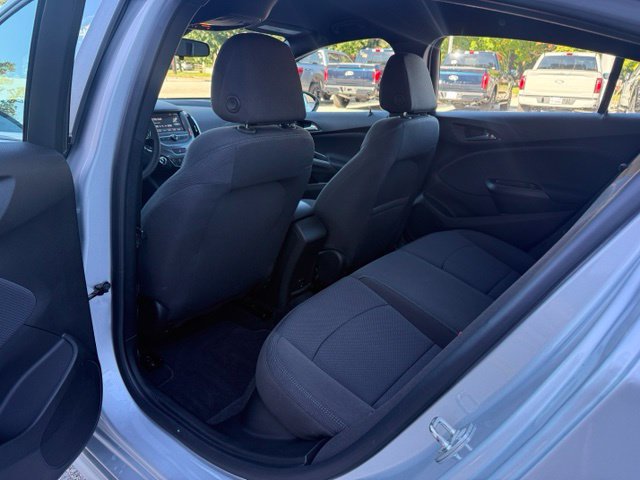Used 2018 Chevrolet Cruze LT w/ Convenience Package FWD image 25