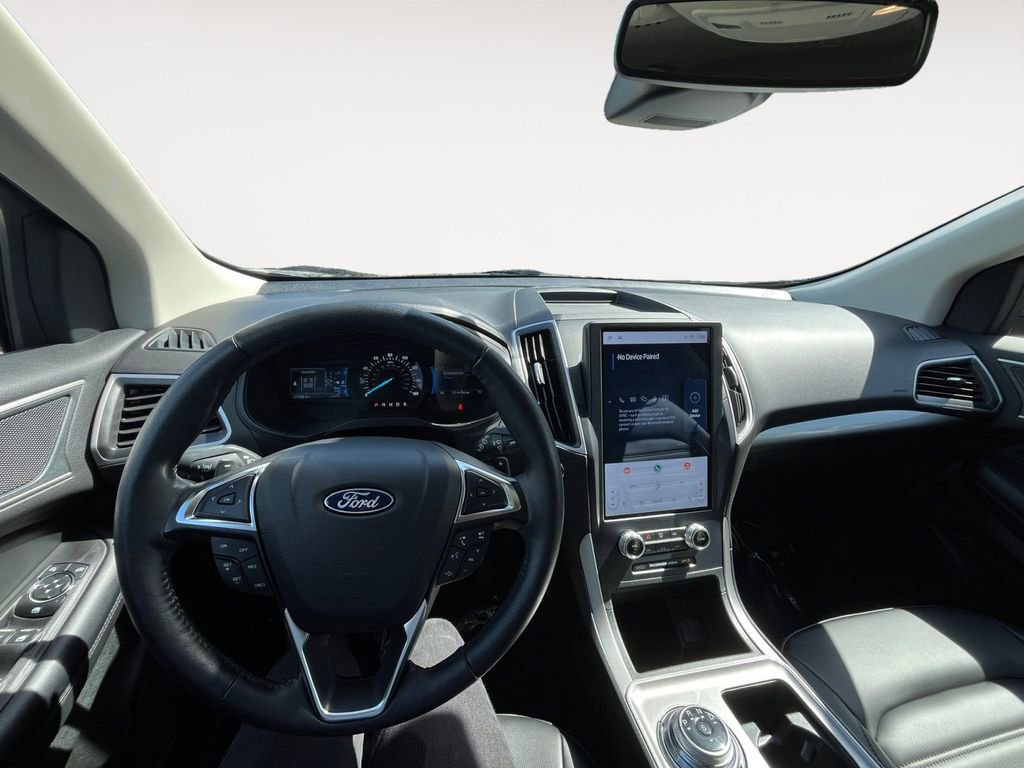 Certified 2024 Ford Edge SEL w/ Convenience Package AWD/4WD image 10