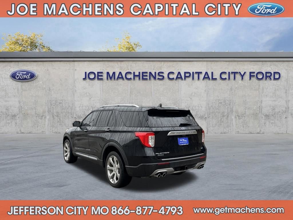 Certified 2020 Ford Explorer Platinum w/ Premium Technology Package image 3