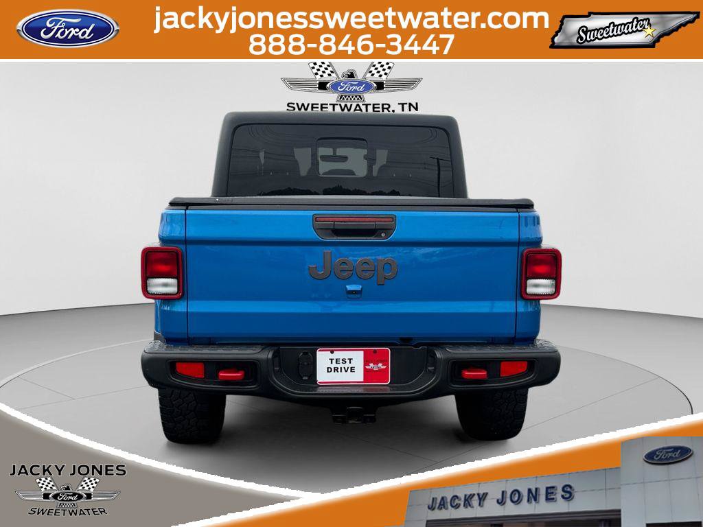 Used 2022 Jeep Gladiator Rubicon w/ Cold Weather Group AWD/4WD image 4