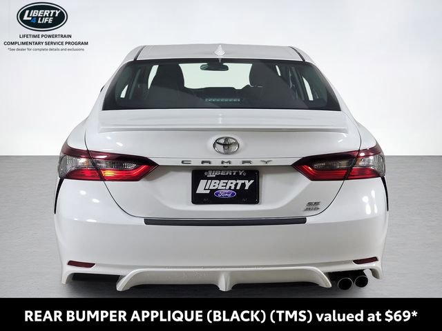 Used 2022 Toyota Camry SE image 4