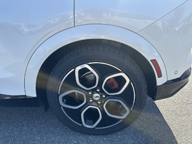 Certified 2021 Ford Mustang Mach-E GT AWD/4WD image 10