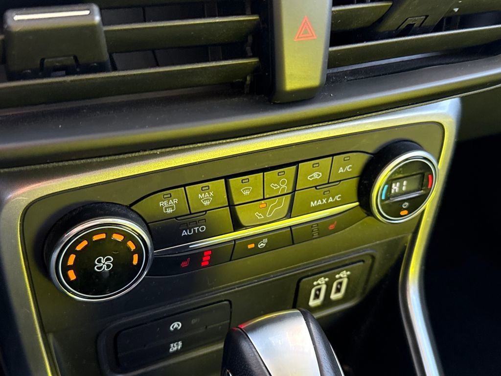 Certified 2020 Ford EcoSport SES w/ SES Black Appearance Package image 20