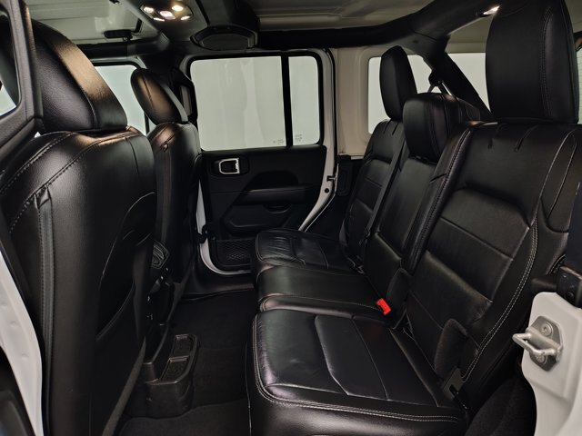 Used 2021 Jeep Wrangler Unlimited Sahara w/ Uconnect 4C Nav & Sound Group AWD/4WD image 24
