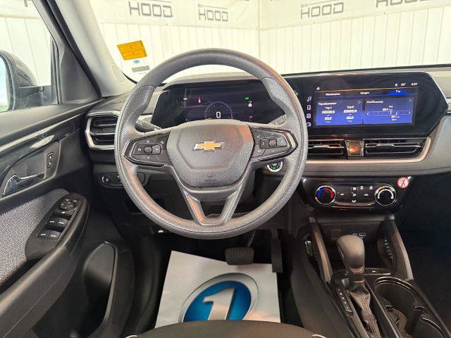 Used 2025 Chevrolet TrailBlazer LT FWD image 19