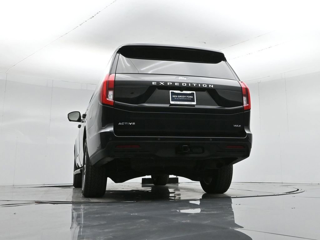 Certified 2025 Ford Expedition Max Active image 14