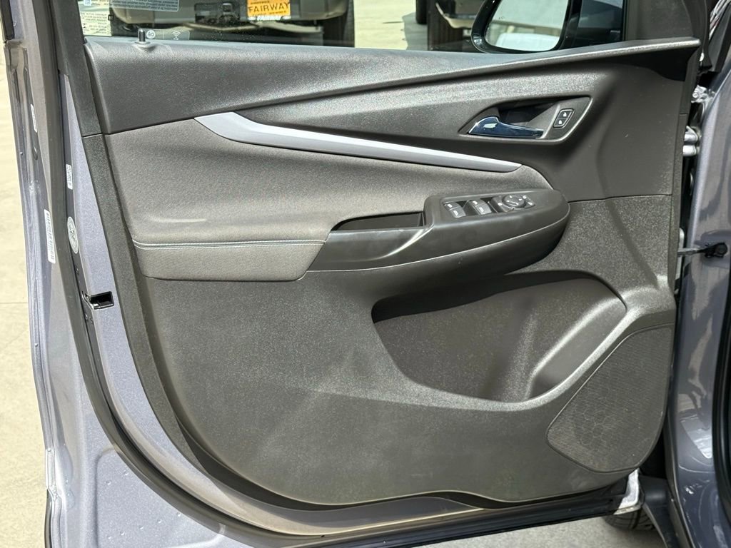Used 2023 Chevrolet Bolt EUV LT w/ Driver Confidence Package image 15