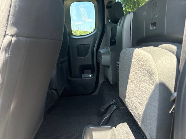Used 2025 Nissan Frontier S AWD/4WD image 13