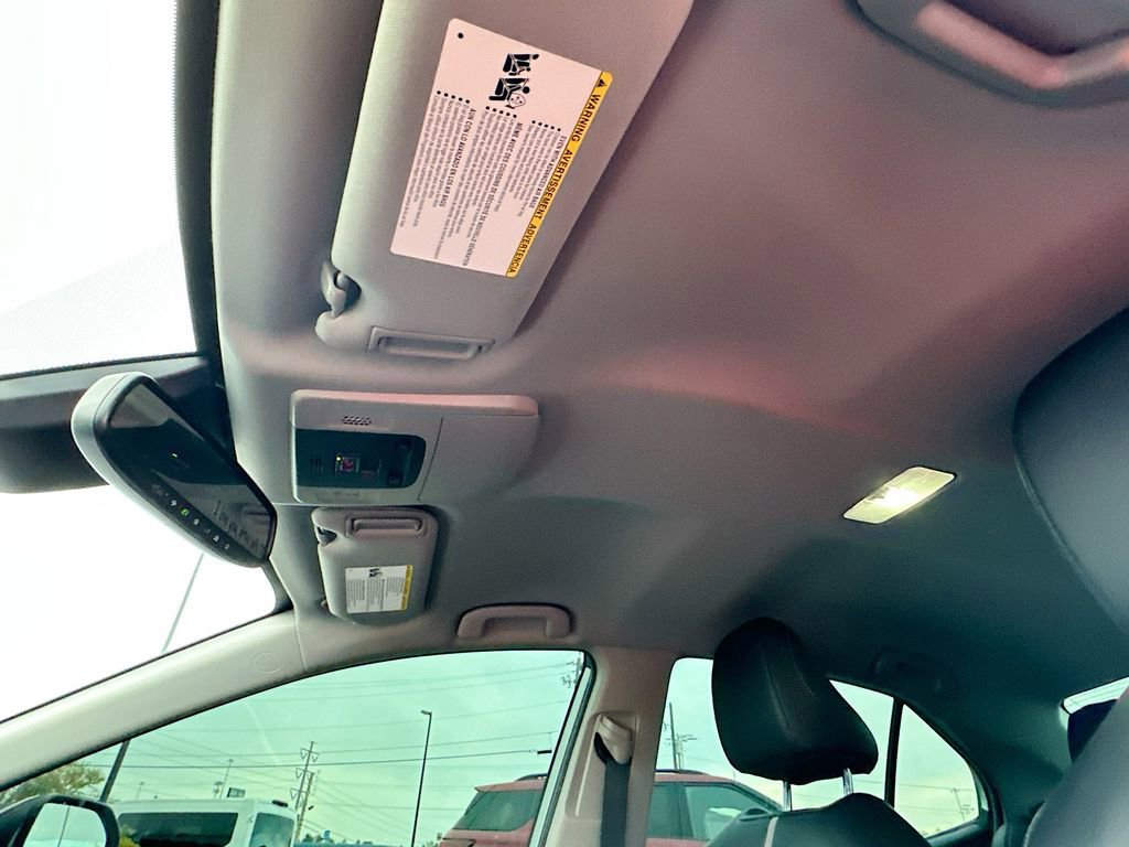 Used 2021 Toyota Camry SE w/ Convenience Package image 12