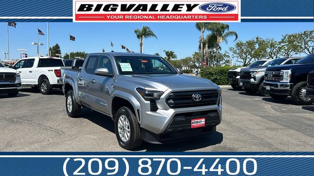 Used 2024 Toyota Tacoma SR5 AWD/4WD image 1
